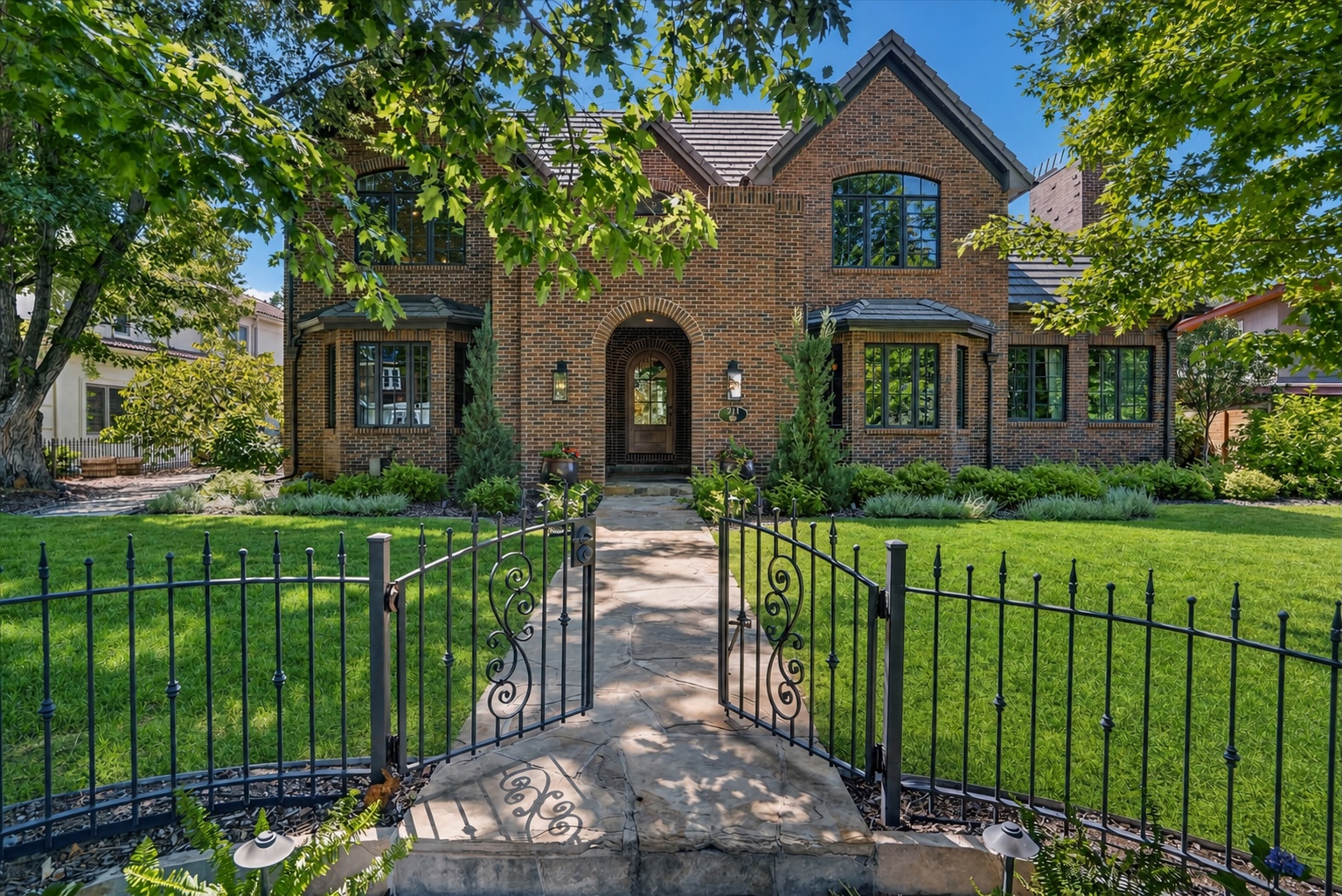 211 S Cherry Street
